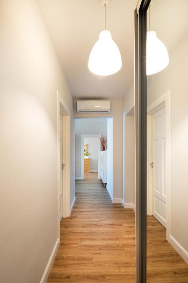Cozy 2 Bedroom Apartment In Riga Centre Екстериор снимка