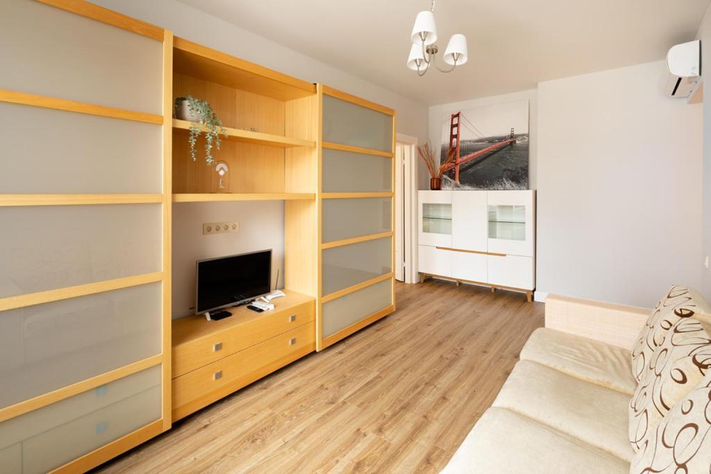 Cozy 2 Bedroom Apartment In Riga Centre Екстериор снимка