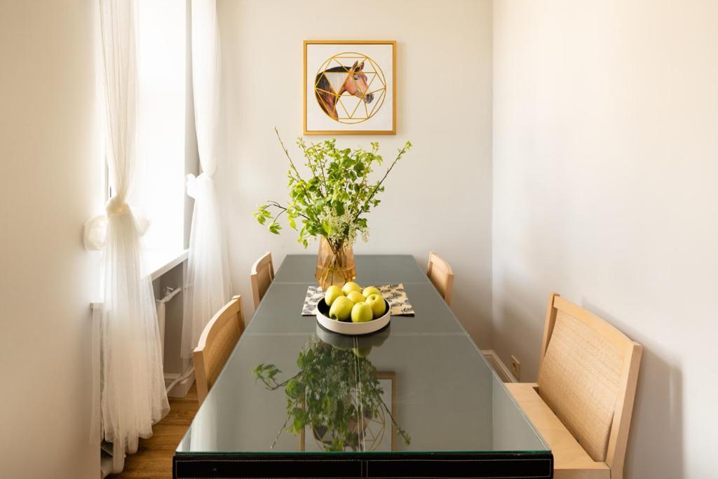 Cozy 2 Bedroom Apartment In Riga Centre Екстериор снимка